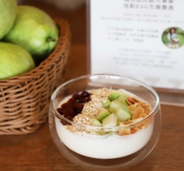 從田間到餐桌，國泰飯店觀光事業攜手小農推廣「友善農食」